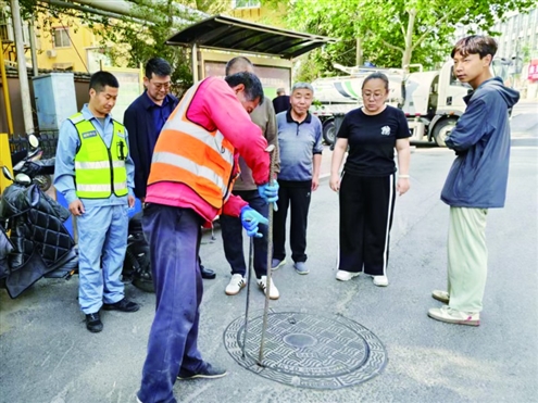 毕家洼西区社区全线联动办好居民的幸福小事